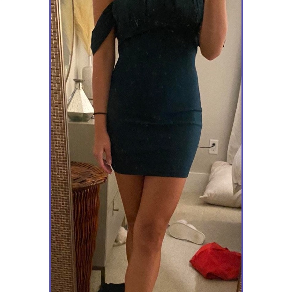 Emerald Green Formal Dress - Picture 3 of 3